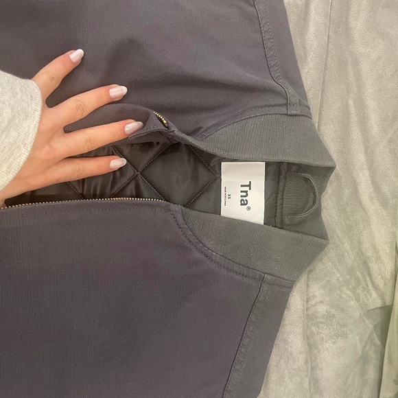 ARITZIA VEST - Picture 3 of 4